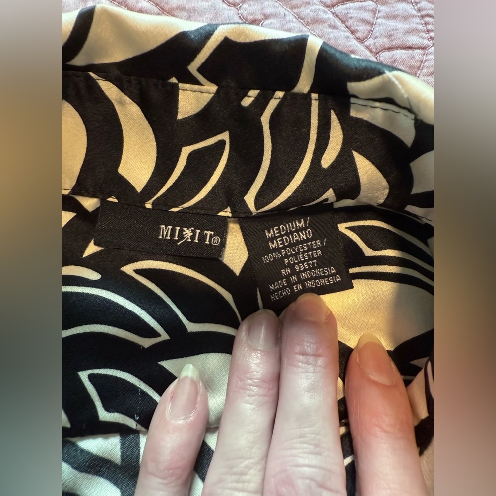 Mixit Black and White Patterned Button Down Shirt - Picture 12 of 14